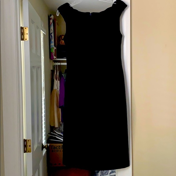 Functional black dress - Picture 1 of 4